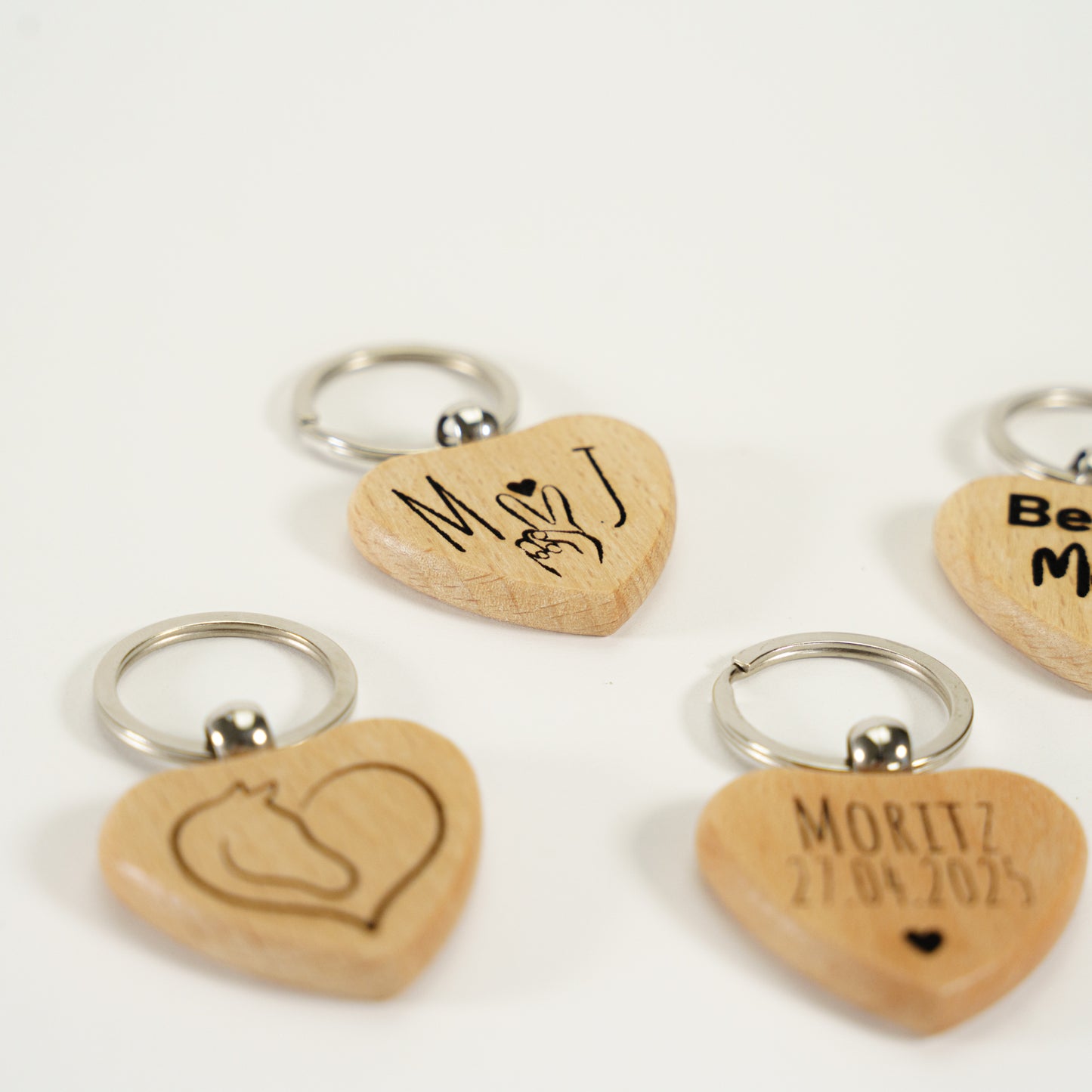 Personalisierter Schlüsselanhänger herzförmig