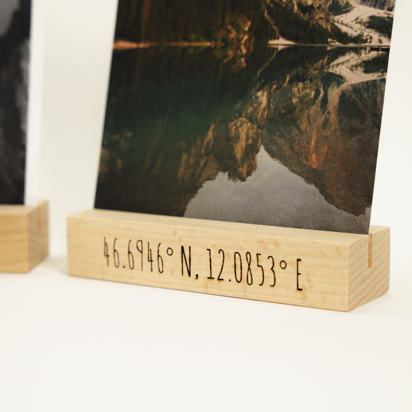 Personalisierter Holz-Bildaufsteller mit Gravur